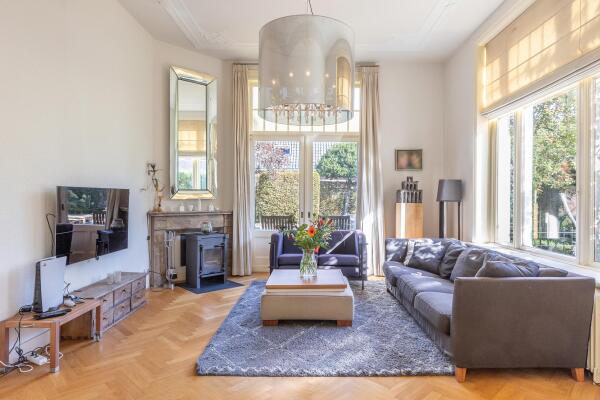 photo 13 Regentesselaan 10