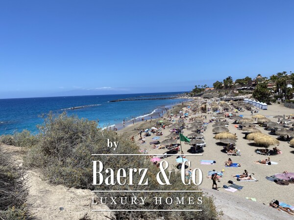 photo 33 Luxurious villa in central area Tenerife south