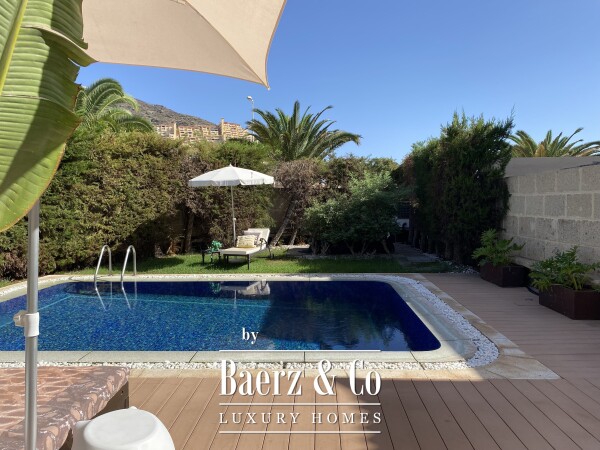 photo 35 Luxurious villa in central area Tenerife south