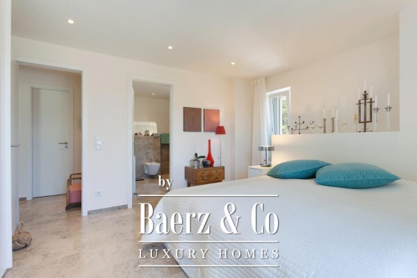 photo 13 Two houses with pool and ETV Vacation Rental License