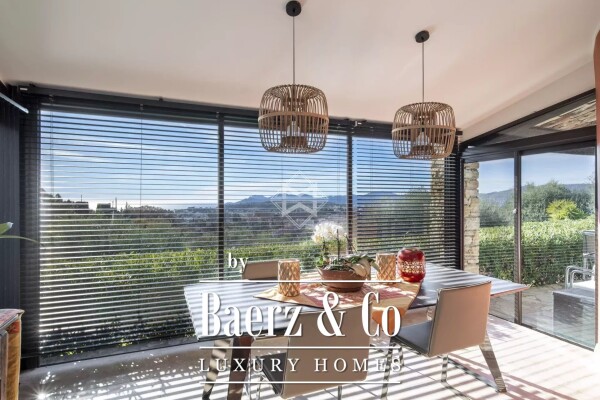 photo 8 Charming property with panoramic sea view