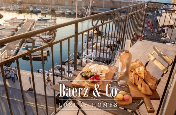 photo 13 On the port of Saint-Tropez