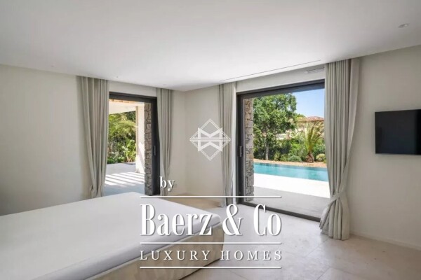 photo 11 Saint-Tropez, new property between the village and the beaches