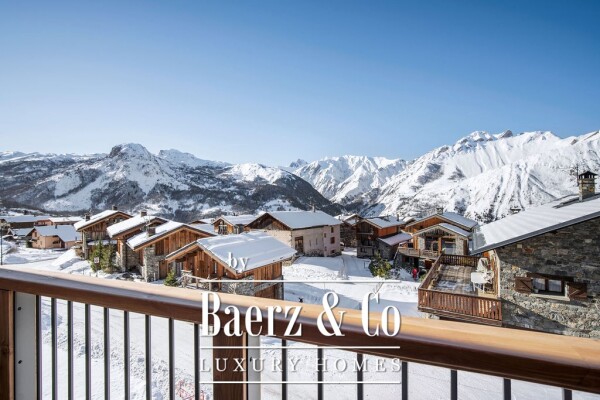 photo 6 NEW 5-BEDROOM CHALET - MOUNTAIN VIEWS