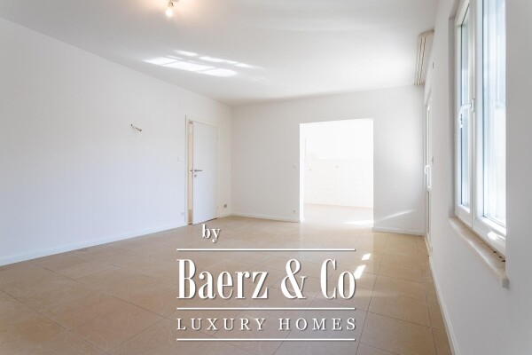 photo 11 Podstrana, house with four  apartments, 340m2