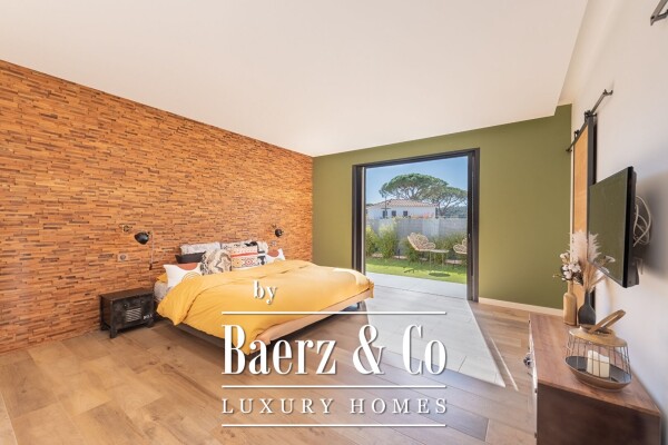 photo 12 Contempory luxury Villa