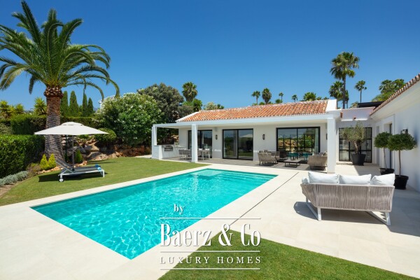 photo 24 Villa - Nueva Andalucia - Marbella - Ref: 8603