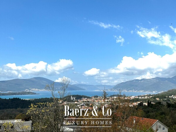 photo 1 Townhouse in Kotor in the Nature