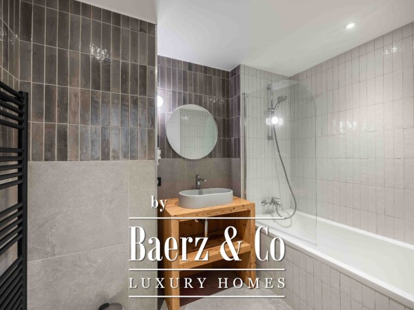 photo 8 TWO-BEDROOM APARTMENT - TOP OF THE RANGE