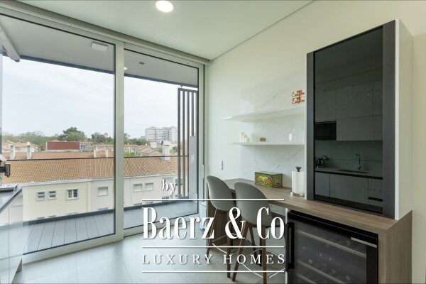photo 13 Luxury 4 bedroom duplex  penthouse in prime Lisbon location.