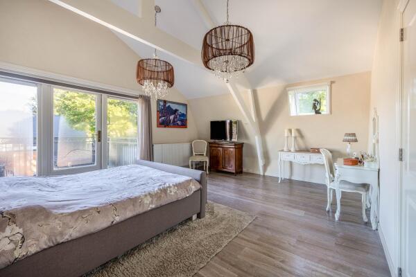 photo 35 Provincialeweg Oost 64