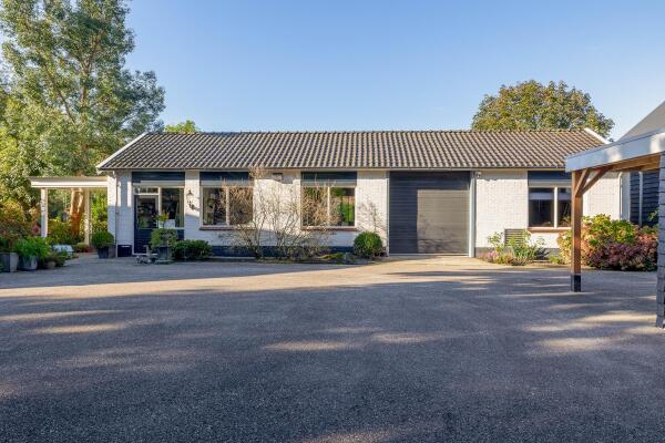 photo 49 Provincialeweg Oost 64
