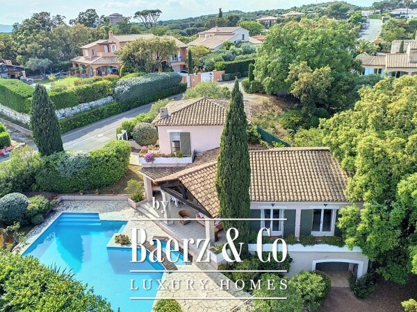 photo 2 PROPERTY IN VALESCURE