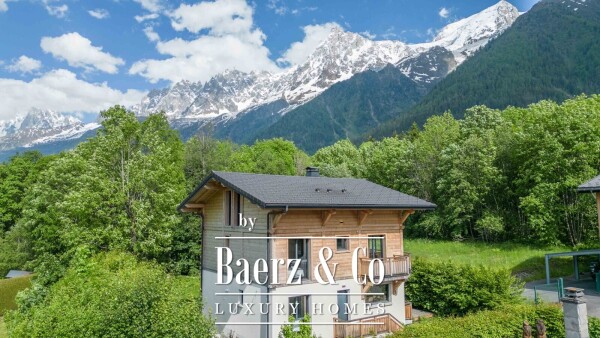 photo 2 8-Bedroom Chalet in 