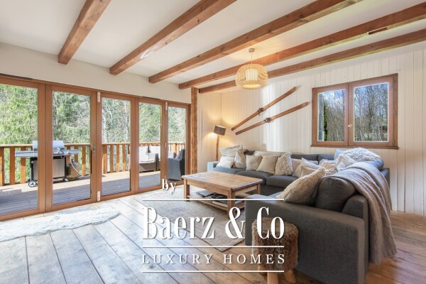 photo 6 AUTHENTIC 4-BEDROOM CHALET - CLOSE TO SKI LIFTS