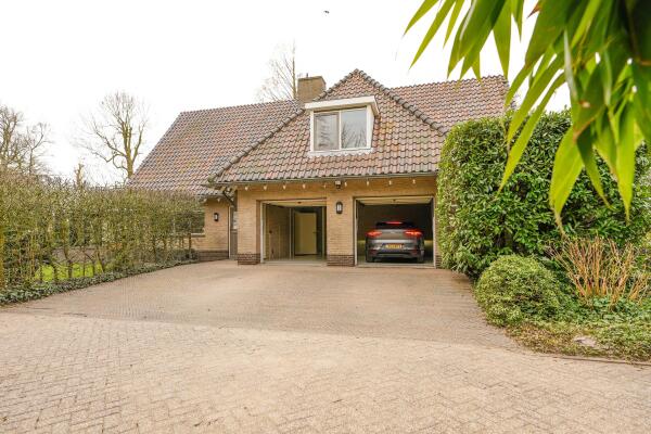 photo 12 Warmonderhek 3