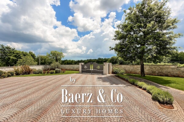 photo 41 Luxury Villa with a large pool and complete privacy – near Poreč