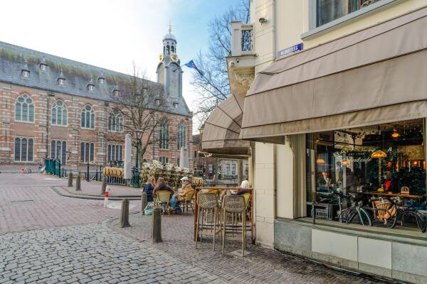 photo 121 Rapenburg 45