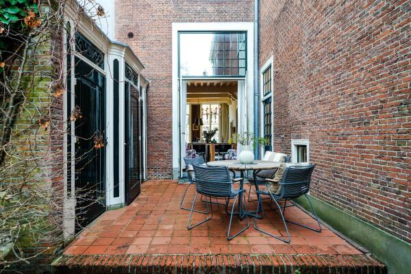 photo 32 Rapenburg 45