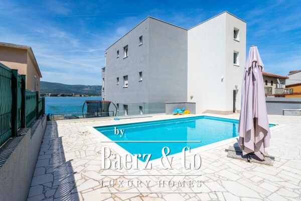 photo 20 Čiovo, Arbanija, apartment house with swimming pool, 1st row to the sea