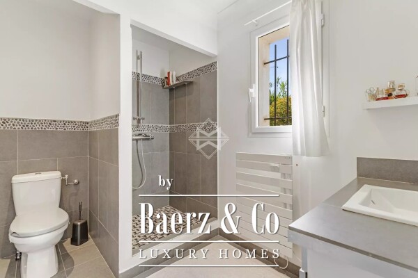 photo 15 High-end property in the heart of Cavalaire-sur-Mer