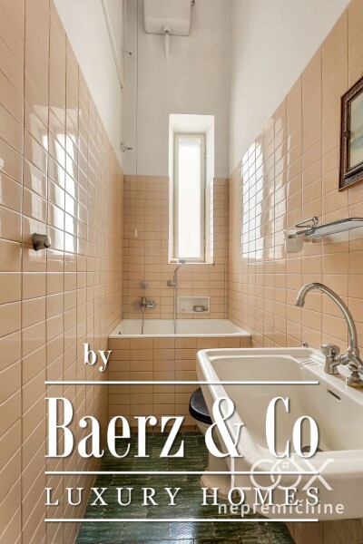 photo 27 Trieste – Prestigious Historic Apartment in the City Center