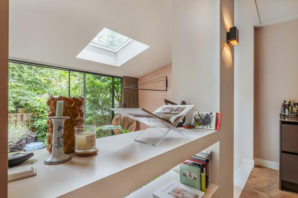 photo 20 Warmondstraat 85 H