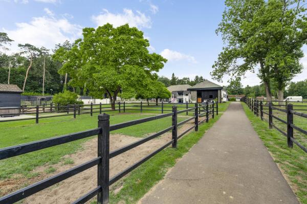 photo 50 Stationsweg 92