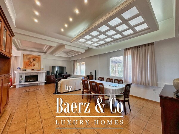 photo 10 1761816 - Villa For sale, Kalamata, 335 sq.m., €1.200.000