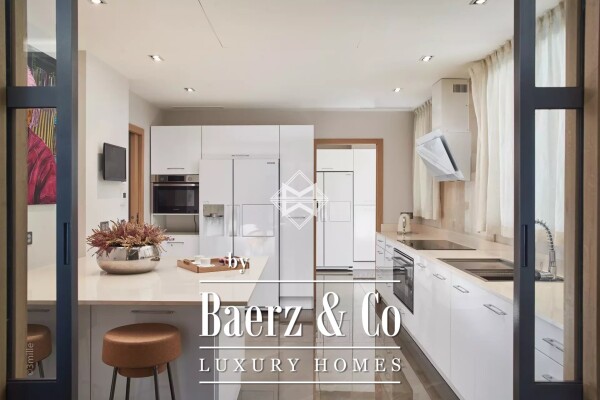 photo 7 Cannes Croisette - Rare Villa on the Croisette