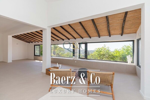 photo 4 Beautiful luxury home in Santa Bárbara de Nexe, Quinta das Raposeiras