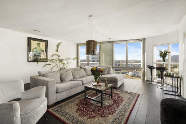 photo 12 Van Leijenberghlaan 2 T