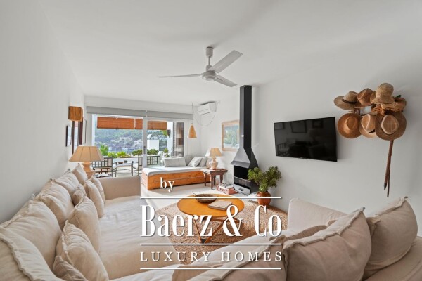 photo 3 Mediterranean Penthouse with Sea Views