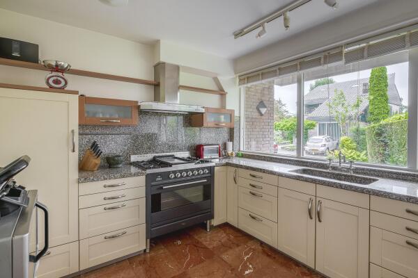 photo 24 Burgemeester Lepelaarssingel 11