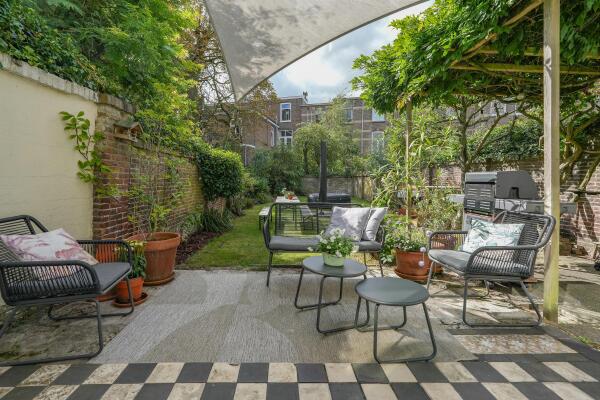 photo 60 Graadt van Roggenstraat 14