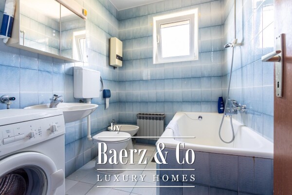 photo 29 Podstrana, house with three units and garage - near the sea