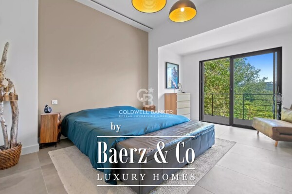 photo 9 Contemporary Brand new villa