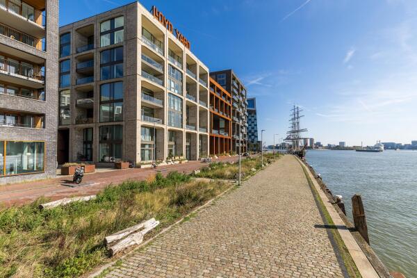 photo 48 Lloydkade 527