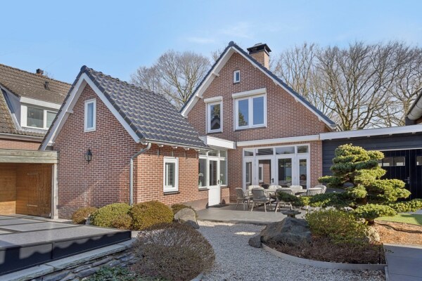 photo 43 Kon Wilhelminaweg 82