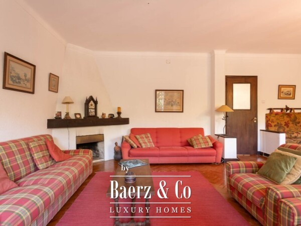 photo 32 8 bedroom villa with garden and swimming pool, in Galamares, Sintra