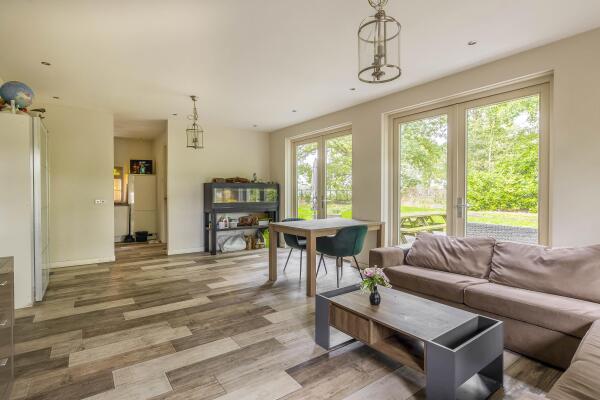 photo 25 Hoevensestraat 10