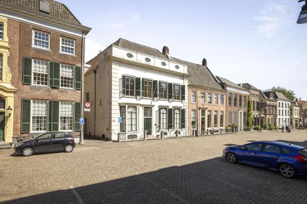 photo 49 Zaadmarkt 93