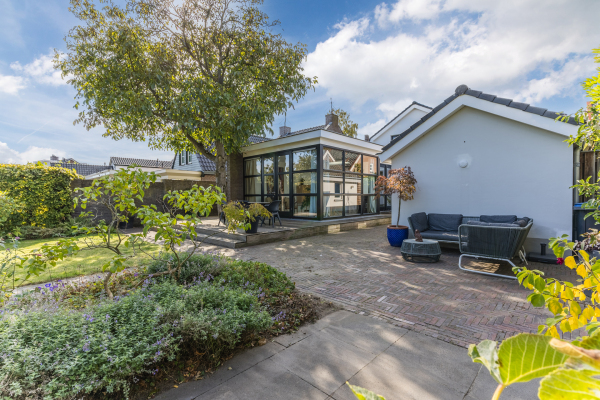 photo 42 Burgemeester Buskensstraat 14