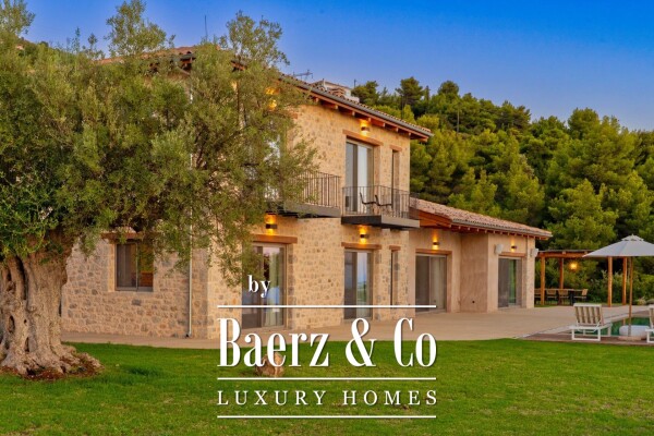 photo 7 1901471 - Villa For sale, Lefkada, 360 sq.m., €3.700.000