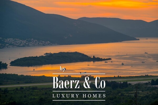 photo 2 Villa in Kotor Municipality with a Pool and a Sea View