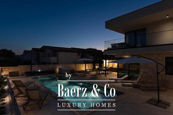 photo 3 Pag, Mandre, modern house with swimming pool in a beautiful location