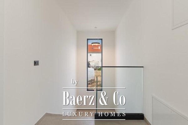 photo 13 Pag, Mandre, modern house with swimming pool in a beautiful location