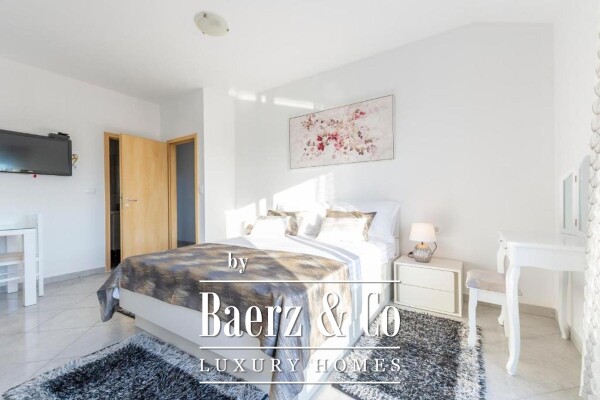 photo 14 Zečevo Rogozničko, a beautiful apartment house with a swimming pool, 236 m²