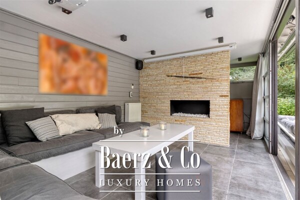 photo 49 Unieke villa op AAA locatie in hartje Vriesdonk met praktijk/bureelruimte!