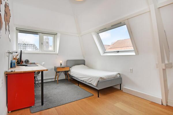 photo 74 Oosteinde 191